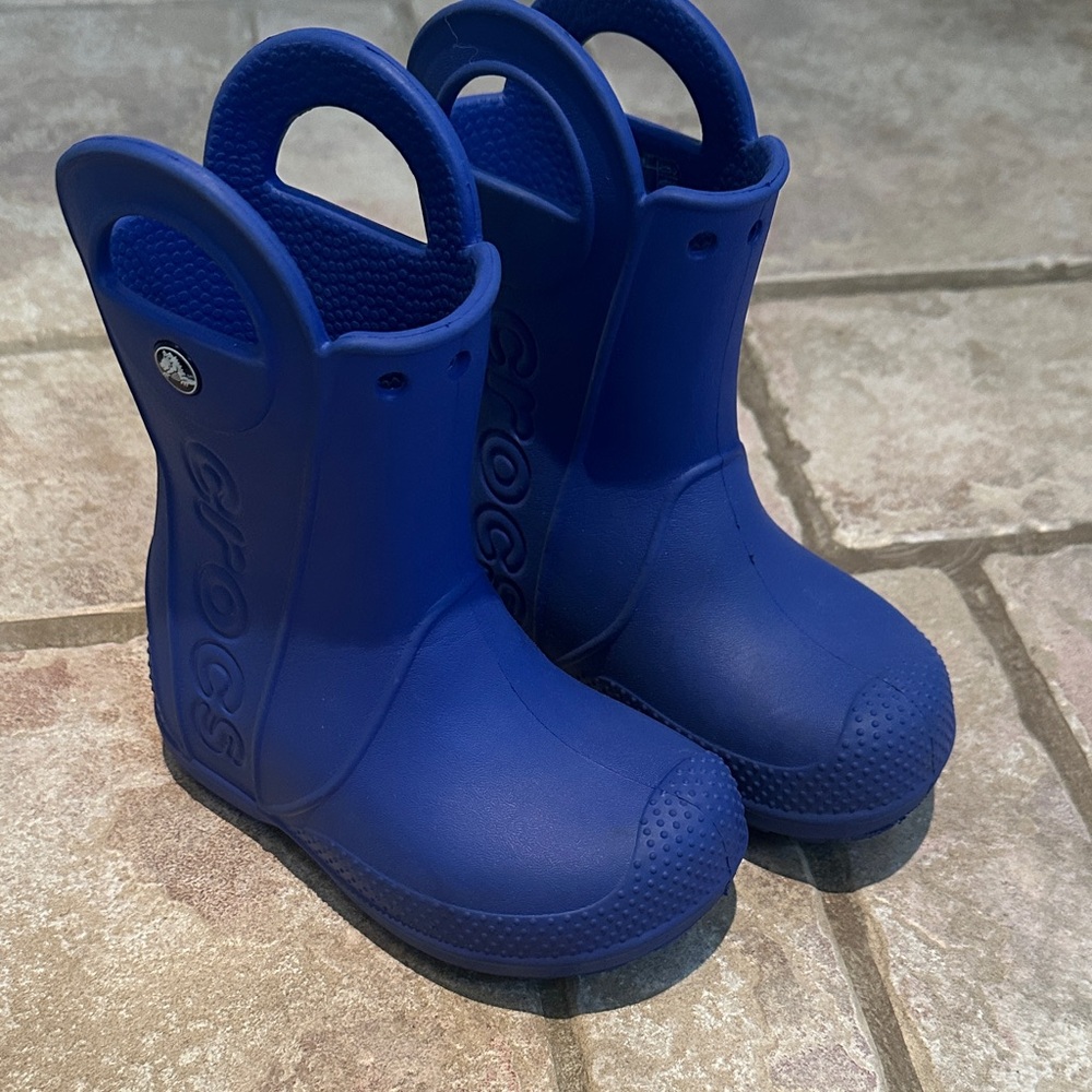 CROCS Kids Vibrant Blue Rain Boots